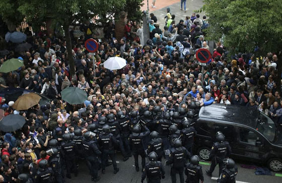 يوم دام في كتالونيا.. أين حقوق الإنسان مما حدث؟! صورة رقم 9