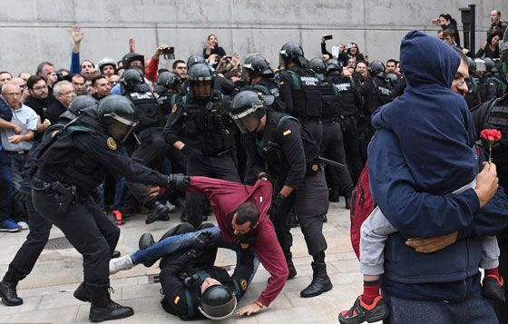 يوم دام في كتالونيا.. أين حقوق الإنسان مما حدث؟! صورة رقم 15