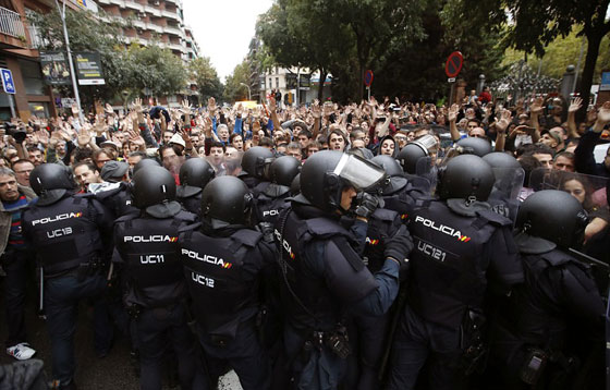 يوم دام في كتالونيا.. أين حقوق الإنسان مما حدث؟! صورة رقم 16