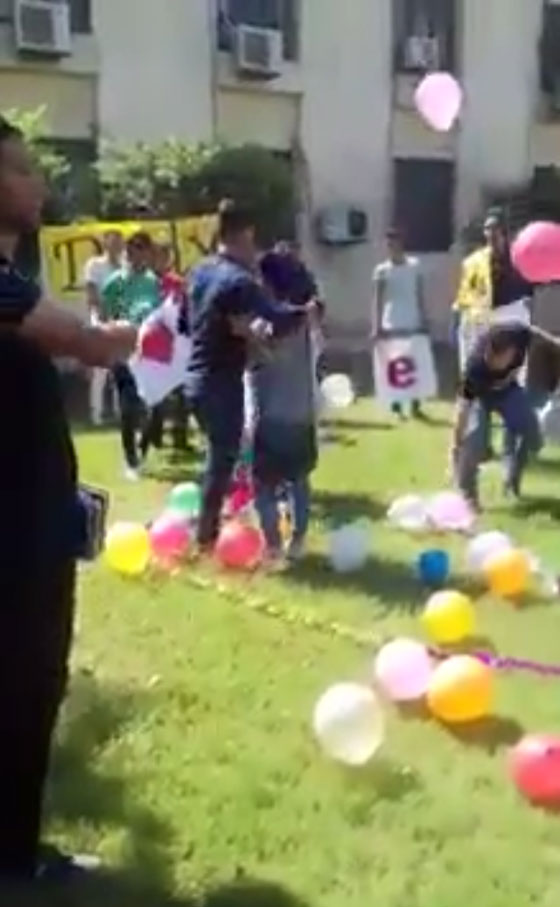 فصل طالب احتضن خطيبته داخل الجامعة في طنطا صورة رقم 4