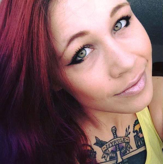 آخر صيحات الموضة.. عارضة أزياء كندية تتعرَّض لعمىً جزئيٍّ والسبب؟ صورة رقم 18