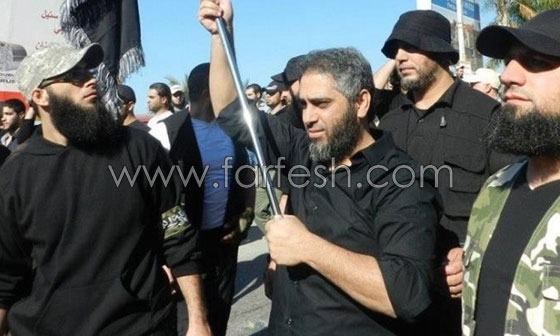 كيف تحوّل فضل شاكر من مطرب رومانسي إلى متطرف هارب؟ صورة رقم 3