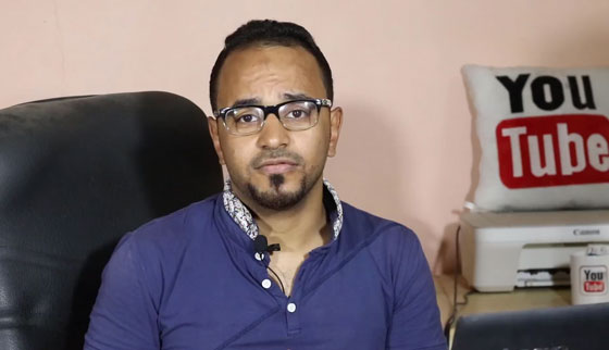 علامة النصر ومضغ العلكة.. سلوكيات عادية لكنها سيئة وممنوعة في بعض الدول صورة رقم 1