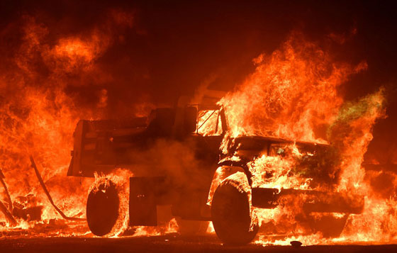 عشرات القتلى والجرحى في حرائق مدمرة تجتاح كاليفورنيا صورة رقم 19