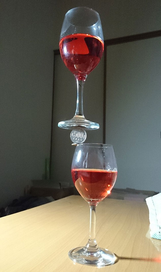 فيديو وصور.. فنان ياباني يتقن رص العملات بشكل معقد ومدهش! صورة رقم 7