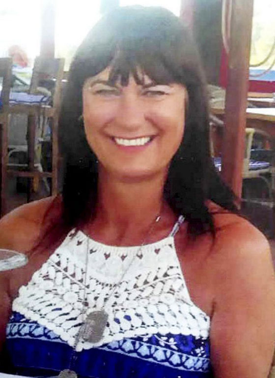 هكذا كافئ هذا الشاب السيدة التي أنقذته من التشرّد والضياع! صورة رقم 4