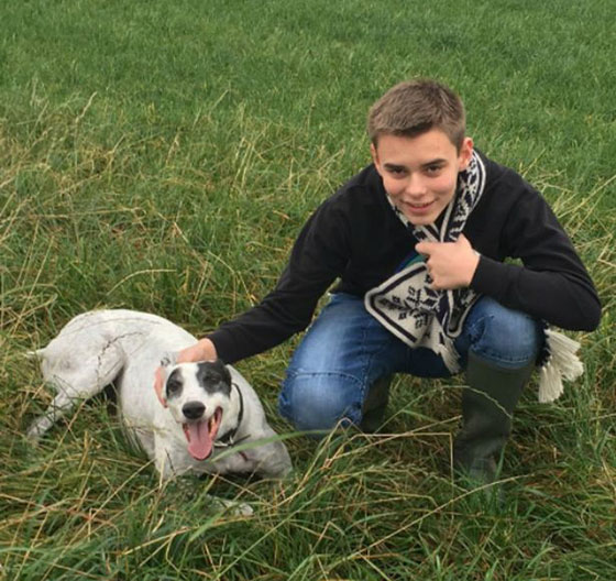 هكذا كافئ هذا الشاب السيدة التي أنقذته من التشرّد والضياع! صورة رقم 13