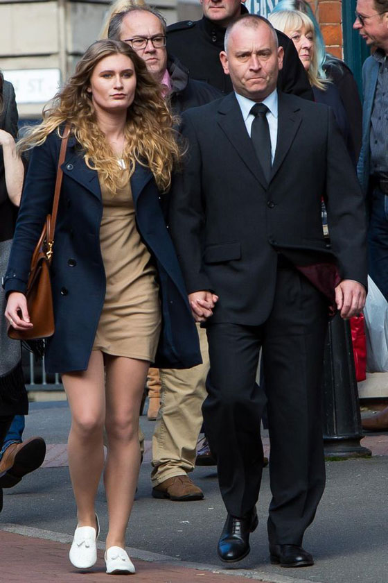 هكذا كافئ هذا الشاب السيدة التي أنقذته من التشرّد والضياع! صورة رقم 7