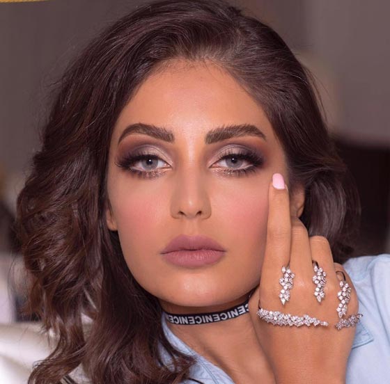 9 فتيات عربيات يحظين بمتابعات بالملايين على مواقع التواصل الاجتماعي صورة رقم 5