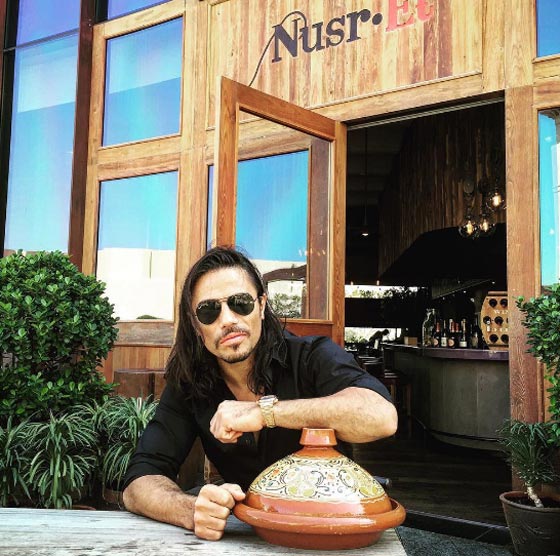 الطاهي التركي حبيب الملح في فيديو كليب مع مغني الراب الأميركي شون.. فيديو صورة رقم 2 الطاهي التركي حبيب الملح في فيديو كليب مع مغني الراب الأميركي شون.. فيديو صورة رقم 2