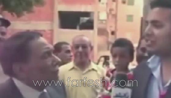 مواقف محرجة طريفة تسبب بها عادل إمام لإعلاميين مصريين.. فيديو صورة رقم 3