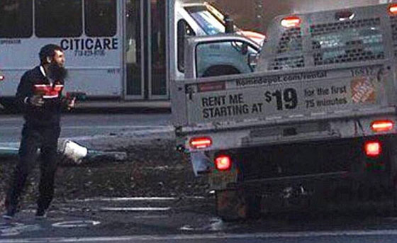 منفذ هجوم نيويورك يطلب رفع علم داعش وترامب يدعو لإعدامه صورة رقم 7 منفذ هجوم نيويورك يطلب رفع علم داعش وترامب يدعو لإعدامه صورة رقم 7