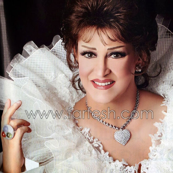 قصص مخيفة.. منازل مسكونة بالأشباح عاش فيها هؤلاء الفنانين  صورة رقم 3