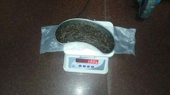 استخراج 639 مسمارا من داخل أمعاء رجل مصاب بانفصام الشخصية! صورة رقم 1