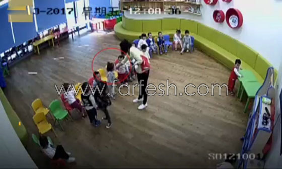 فيديو صادم.. يفضح ممارسات عنيفة في روضة أطفال صورة رقم 4 فيديو صادم.. يفضح ممارسات عنيفة في روضة أطفال صورة رقم 4