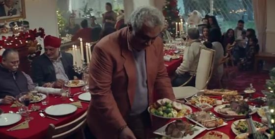 هجوم على شركة بريطانية بسبب إعلان عيد الميلاد تشارك به أسرة مُسلمة صورة رقم 5