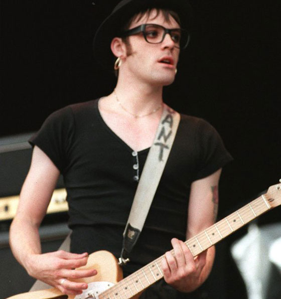 مشاهير اختفوا بشكل غامض واصبحوا لغزا محيرا لغاية اليوم.. ما مصيرهم؟ صورة رقم 3 مشاهير اختفوا بشكل غامض واصبحوا لغزا محيرا لغاية اليوم.. ما مصيرهم؟ صورة رقم 3