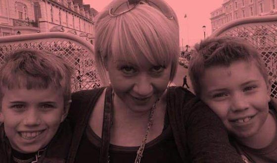 زوجة طيبة تجمع 30 ألف جنيه لتنقذ حياة (ضُّرتها) المريضة بالسرطان صورة رقم 6