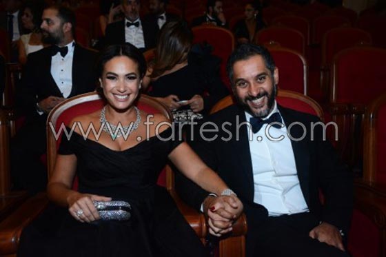 نجمات في مهرجان القاهرة: شورت ليلى علوي وشاب رفض تقبيل ايناس! صورة رقم 2