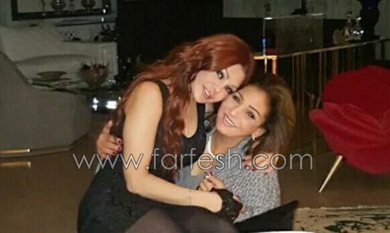 صور والدة هيفاء وهبي بالحجاب وبدونه: من أجمل؟ هي ام ابنتيها؟ صورة رقم 4
