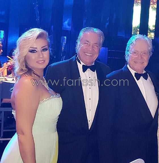 فيديو مسرّب: حسين فهمي يرقص (تويست) مع أخيه مصطفى في حفل زفافه صورة رقم 2