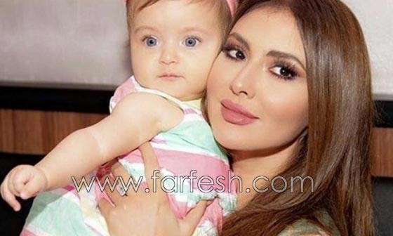 هل هذه الطفلة الشقراء ذات العينين الزرقاوين هي ابنة مريم حسين؟ صورة رقم 3