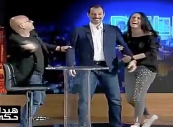 فيديو عادل كرم يهين الدراما الخليجية، فهل تتصدّى له الفنانة احلام؟ صورة رقم 1