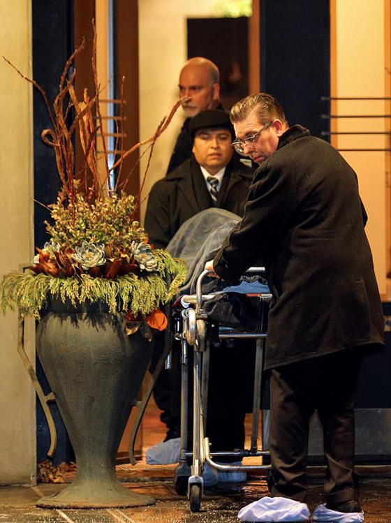 وفاة الملياردير الكندي وزوجته.. وفاة غامضة وملابسات الحادث مريبة صورة رقم 4