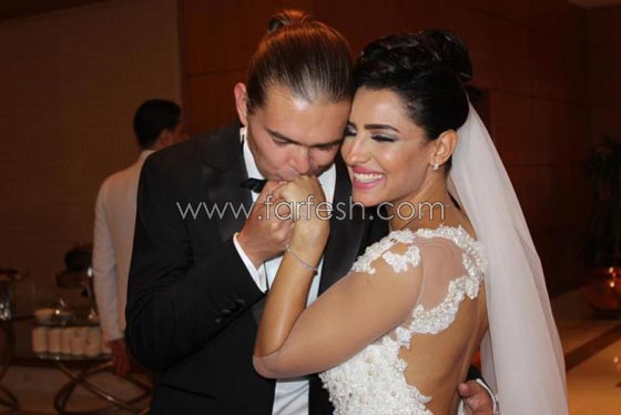 طلاق الفنانين في2017: خيانة وغيرة وخلع وطلاق بعد شهر! صورة رقم 1