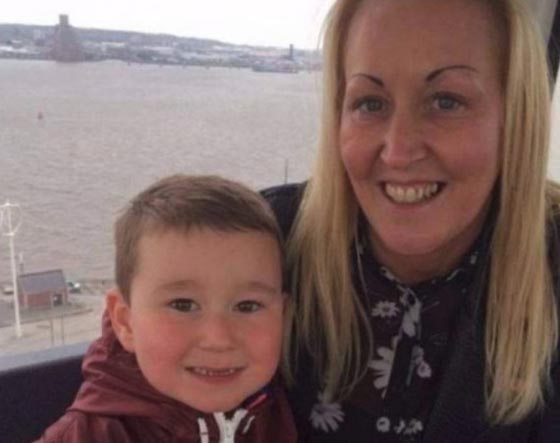 طفلٌ يحاول الانتحار بسبب زملائه في المدرسة، ورسالته لأمه تدمي القلوب صورة رقم 4 طفلٌ يحاول الانتحار بسبب زملائه في المدرسة، ورسالته لأمه تدمي القلوب صورة رقم 4