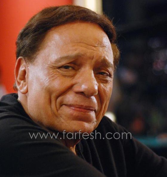 يسرا، ليلى علوي، احمد السقا وإلهام شاهين في (عوالم خفية) مع عادل إمام  صورة رقم 1