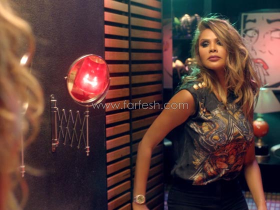 فيديو فنانة خليجية تهين الرجال وتشبههم بالحمير! واحلام تبارك لها! صورة رقم 1