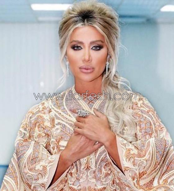 صور فنانات عربيات اعتمدن تسريحة ذيل الحصان في 2017 صورة رقم 10