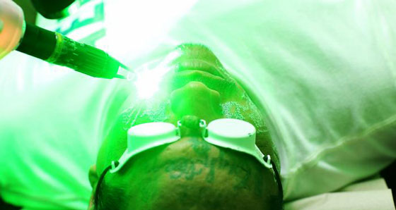 عضو عصابة إجرامية يتحول إلى خباز ويتطوع في الكنيسة.. صورة رقم 5