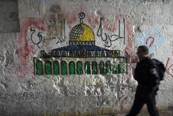 تعرفوا على أشهر الأسيرات الفلسطينيات الشابات صورة رقم 7 تعرفوا على أشهر الأسيرات الفلسطينيات الشابات صورة رقم 7