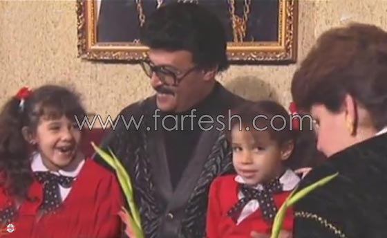 أبرز 10 مشاهير  وفنانين انجبوا بنات فقط.. شاهدوا صورهم مع بناتهم صورة رقم 13