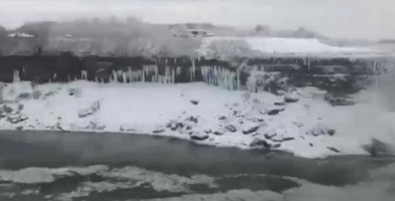 قنبلة من نوع آخر تجتاج نيويورك بأرقام قياسية صورة رقم 6 قنبلة من نوع آخر تجتاج نيويورك بأرقام قياسية صورة رقم 6