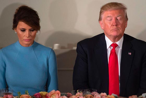 نارٌ وغضب يكشف اسرار ما يحدث داخل البيت الأبيض صورة رقم 2 نارٌ وغضب يكشف اسرار ما يحدث داخل البيت الأبيض صورة رقم 2