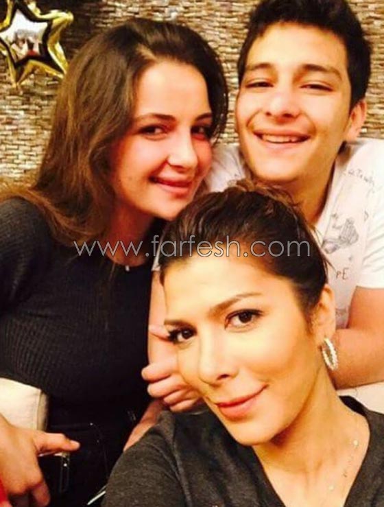  صور فنانات مطلقات يقمن بدور الأم والأب لابنائهن.. صورة رقم 22