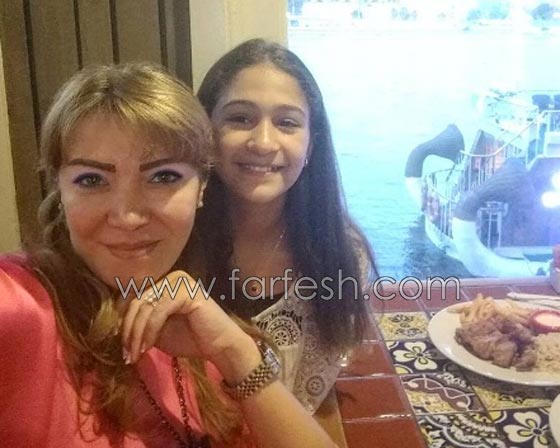  صور فنانات مطلقات يقمن بدور الأم والأب لابنائهن.. صورة رقم 15