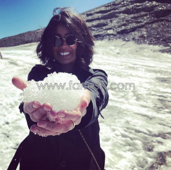  فيديو تامر حسني يشعر بالحرج من ممثلة كويتية تتغزل به وتعترف بحبها له! صورة رقم 7