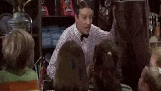 15 خطأ صادم بأفلام عالمية: زجاج يتهشم قبل لمسه واصابة تتغير! صورة رقم 14