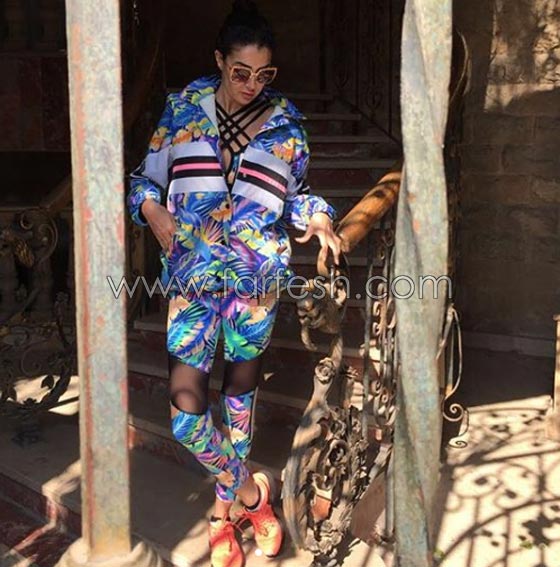 صورة غادة عبد الرازق ترتدي ملابس سخر منها الجميع! صورة رقم 1