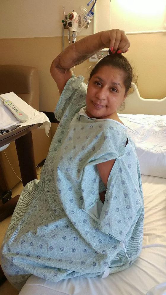 صور مؤلمة: وحشية كلب ربته صاحبته 9 سنوات، فأكل ذراعها في 9 دقائق! صورة رقم 3 صور مؤلمة: وحشية كلب ربته صاحبته 9 سنوات، فأكل ذراعها في 9 دقائق! صورة رقم 3