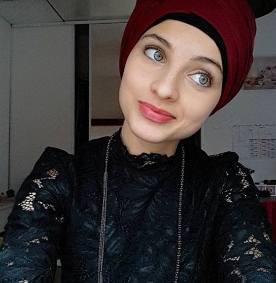 إسرائيل تتهم منال المحجبة من ذا فويس فرنسا بالارهاب لأنها غنّت لفلسطين! صورة رقم 3