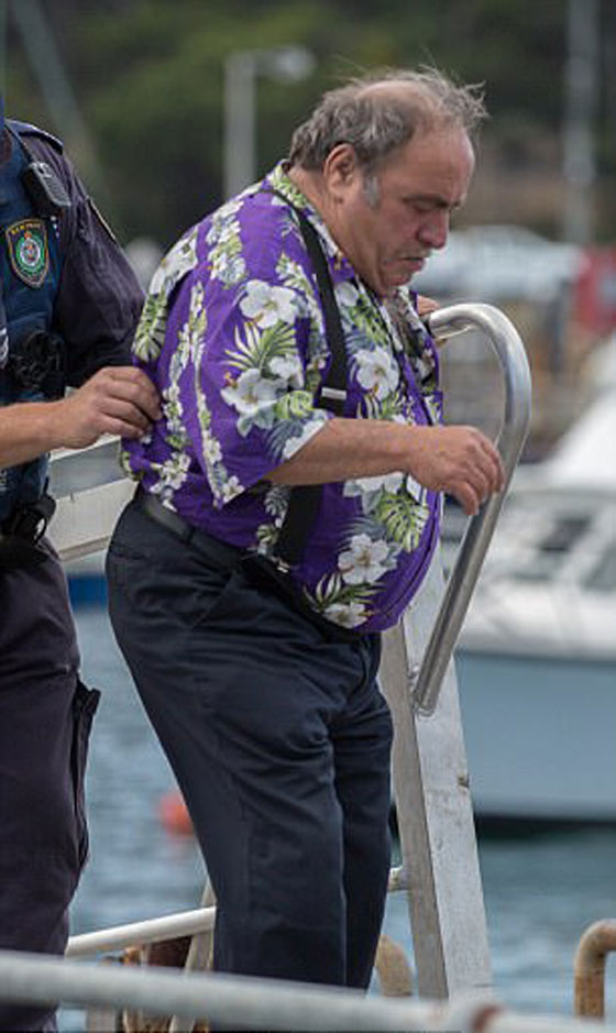 خناقة دموية في استراليا بين 30 رجلًا وامرأة بسبب (شبشب)! صورة رقم 10 خناقة دموية في استراليا بين 30 رجلًا وامرأة بسبب (شبشب)! صورة رقم 10