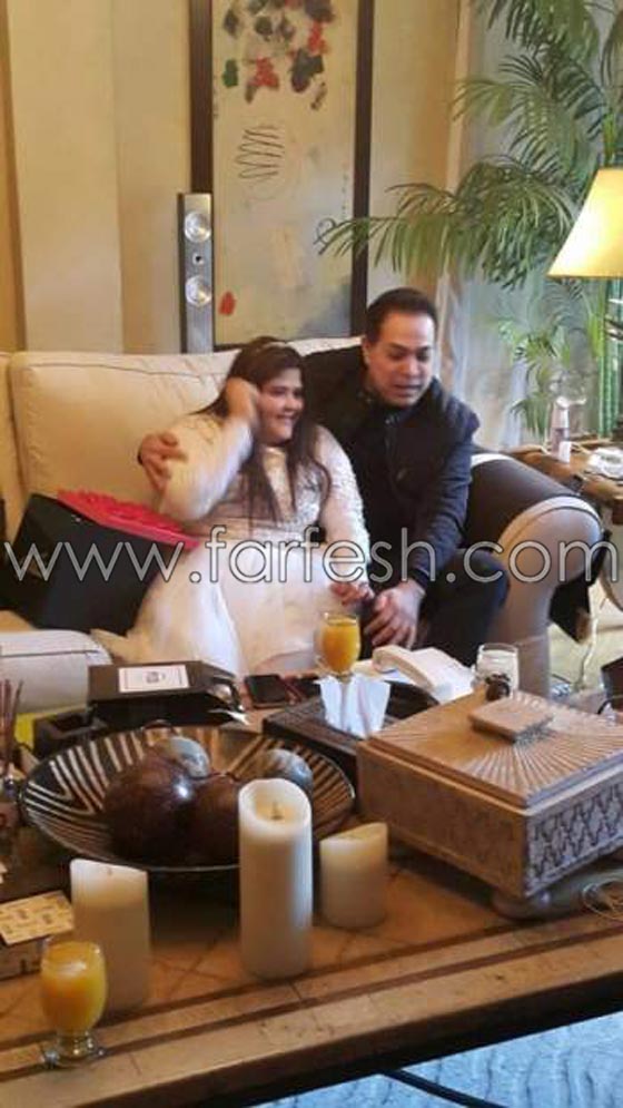 بالصور والفيديو: حكيم يحقق حلم فتاة ذات احتياجات خاصة ويدعوها لمنزله  صورة رقم 3