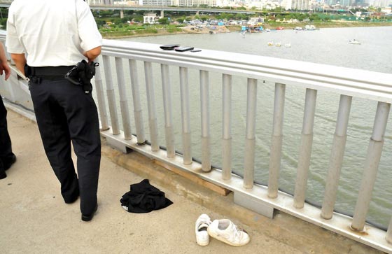 تسجيل عملية انتحار كل 40 دقيقة في كوريا الجنوبية صورة رقم 1