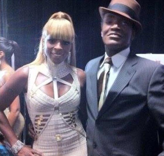 مهووس بالمشاهير يسرق جائزة الاوسكار من أفضل ممثلة وينشر فيديو جريمته! صورة رقم 5