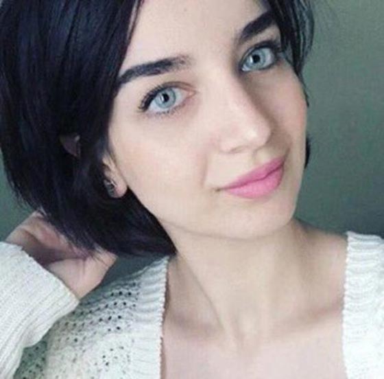 بالفيديو: الكاتبة السعودية نورة المعيقلي توأم الممثلة التركية لميس! صورة رقم 3